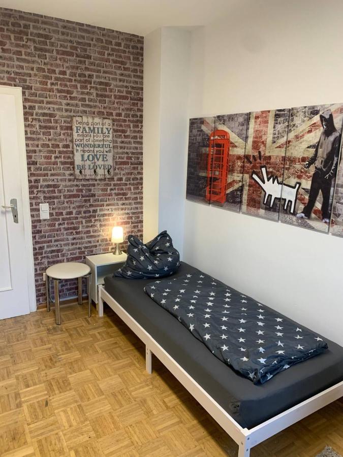 Mainpark Apartment 4 Schlafzimmer Bis Zu 10 Personen Direkt Ueber Aschaffapartment Bei Aschaffenburg Mainaschaff Ngoại thất bức ảnh