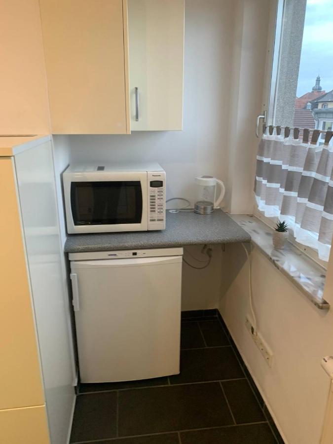 Mainpark Apartment 4 Schlafzimmer Bis Zu 10 Personen Direkt Ueber Aschaffapartment Bei Aschaffenburg Mainaschaff Ngoại thất bức ảnh