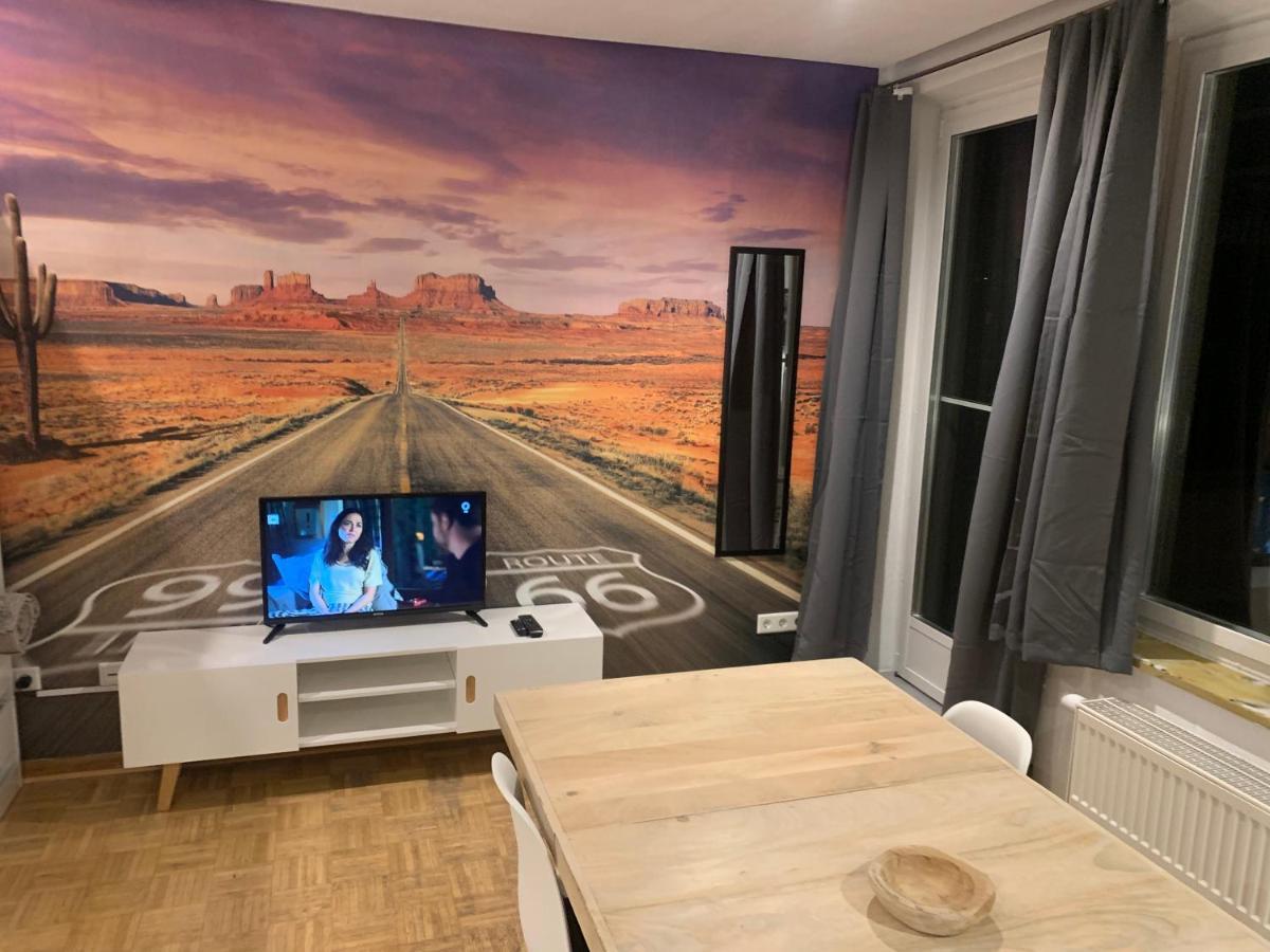 Mainpark Apartment 4 Schlafzimmer Bis Zu 10 Personen Direkt Ueber Aschaffapartment Bei Aschaffenburg Mainaschaff Ngoại thất bức ảnh