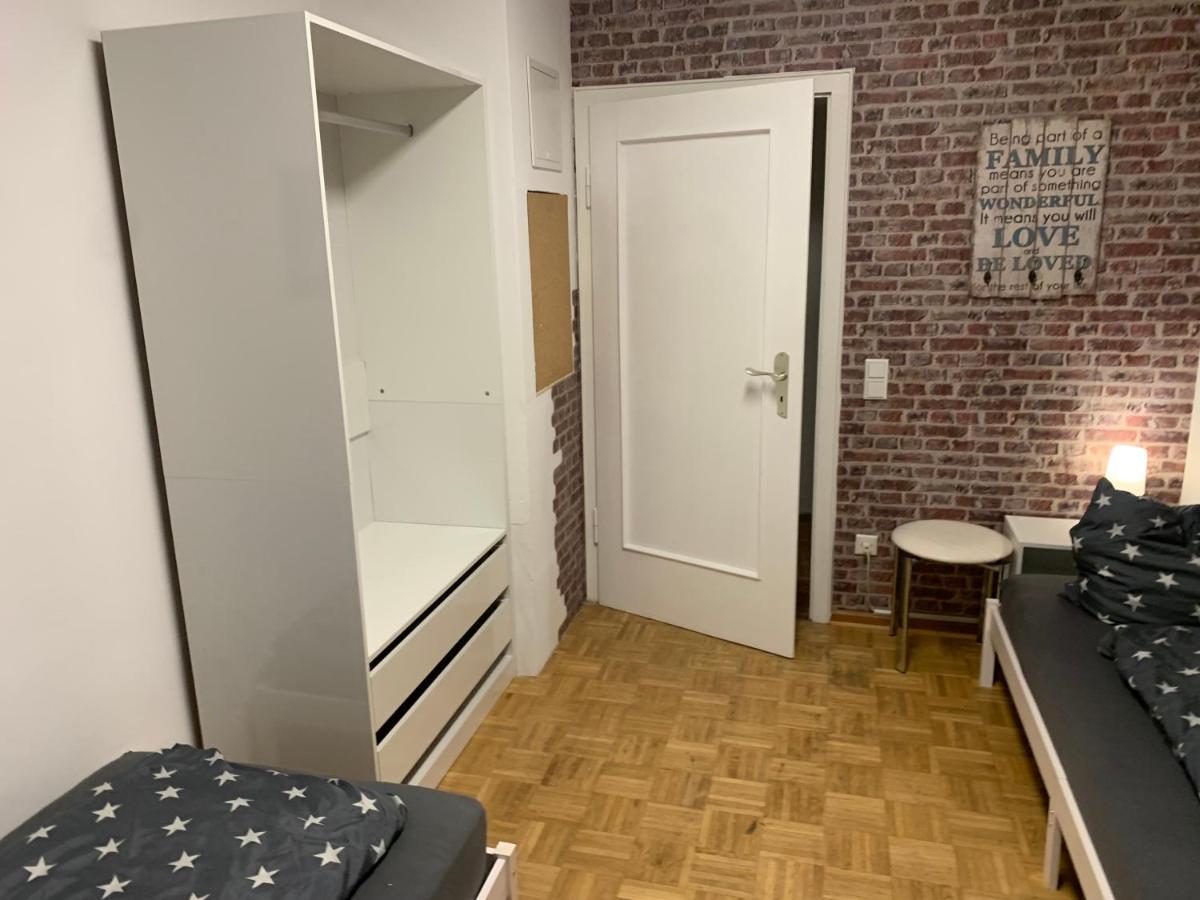 Mainpark Apartment 4 Schlafzimmer Bis Zu 10 Personen Direkt Ueber Aschaffapartment Bei Aschaffenburg Mainaschaff Ngoại thất bức ảnh